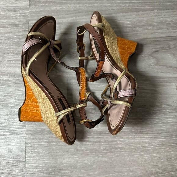 Louis Vuitton Wedges size 35 1/2 - Picture 1 of 10